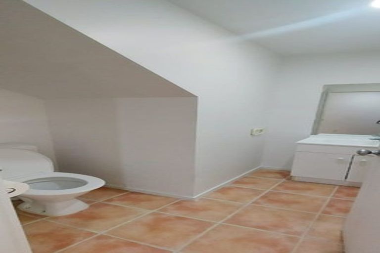 Photo of property in 1/17 Charlenne Close, Ranui, Auckland, 0612