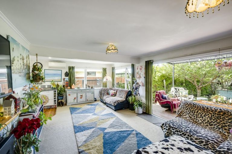 Photo of property in 56 Clarence Cox Crescent, Pirimai, Napier, 4112