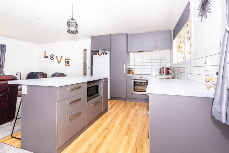 Photo of property in 10 Edward Street, Mangapapa, Gisborne, 4010