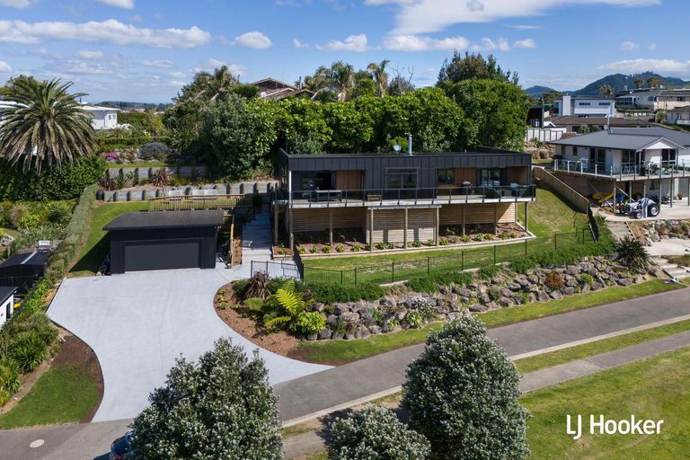 Photo of property in 13 Ralph Lane, Waihi Beach, 3611