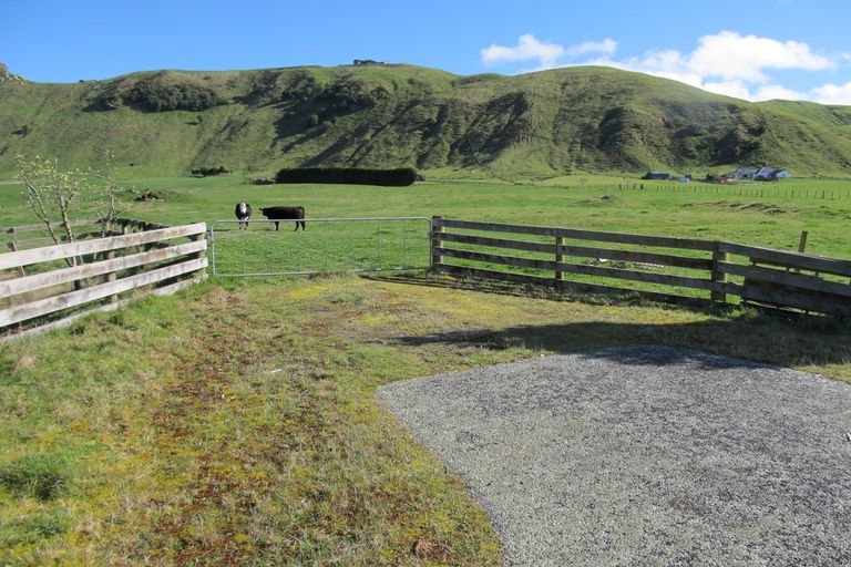 Photo of property in 52 Grant Road, Kinloch, Taupo, 3385