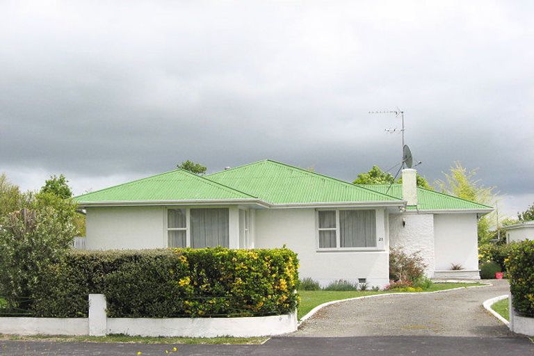 Photo of property in 21 Ayers Street, Rangiora, 7400
