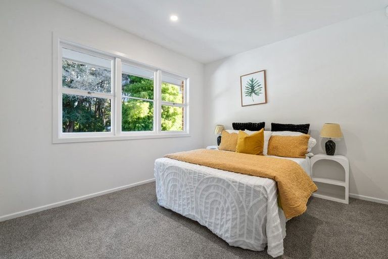 Photo of property in 47 Grande Vue Road, Hillpark, Auckland, 2102