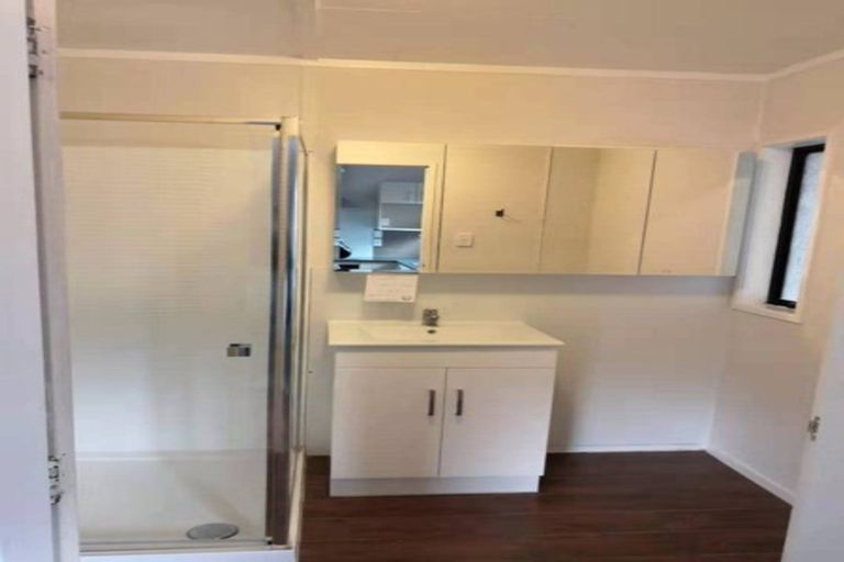 Photo of property in 23 Rembrandt Avenue, Tawa, Wellington, 5028