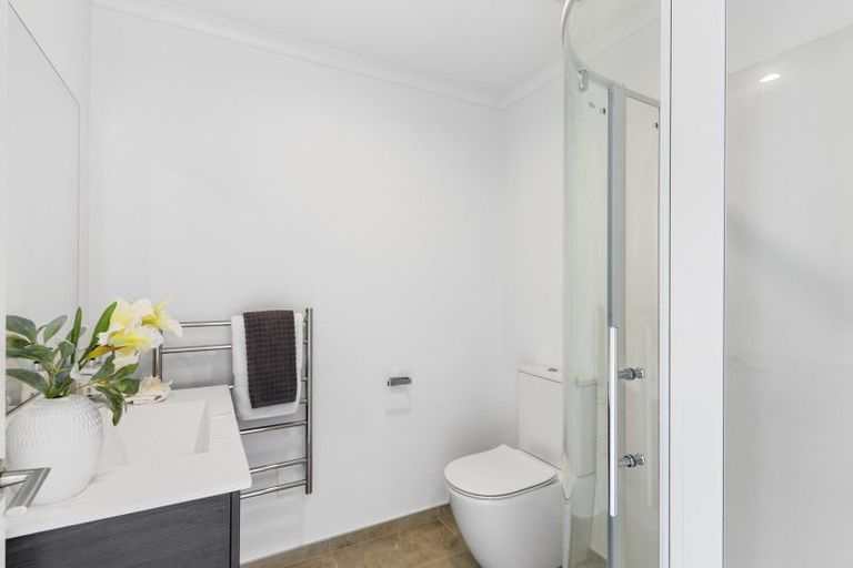 Photo of property in 9 Hudson Bay Road, Hobsonville, Auckland, 0616