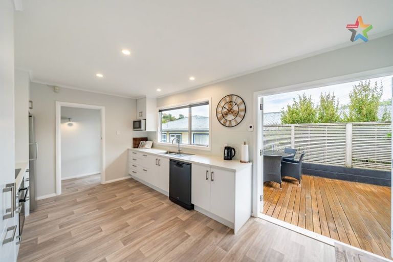 Photo of property in 66 Thomas Street, Stokes Valley, Lower Hutt, 5019