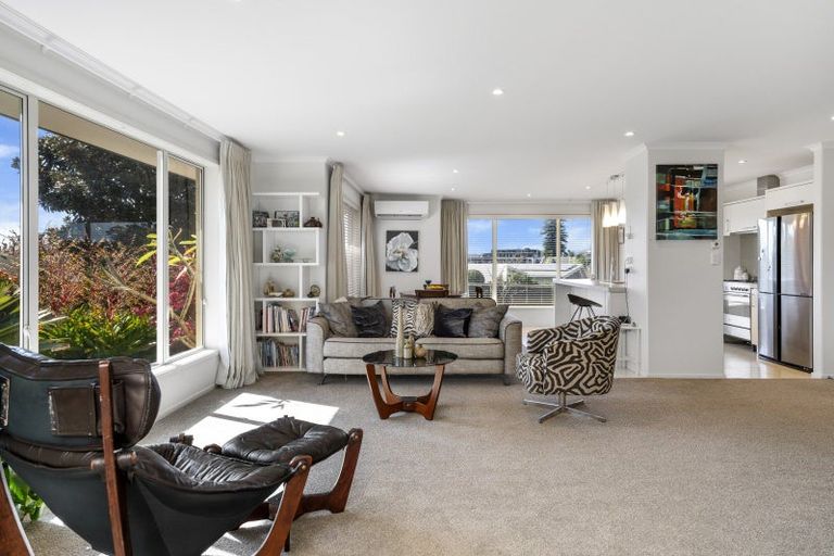 Photo of property in 44 Contour Avenue, Pyes Pa, Tauranga, 3112