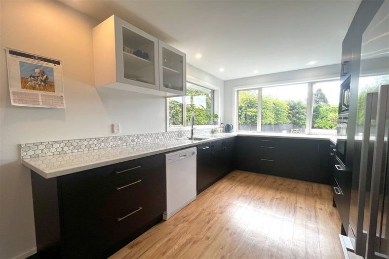 Photo of property in 165 Dunns Road, Otatara, Invercargill, 9879