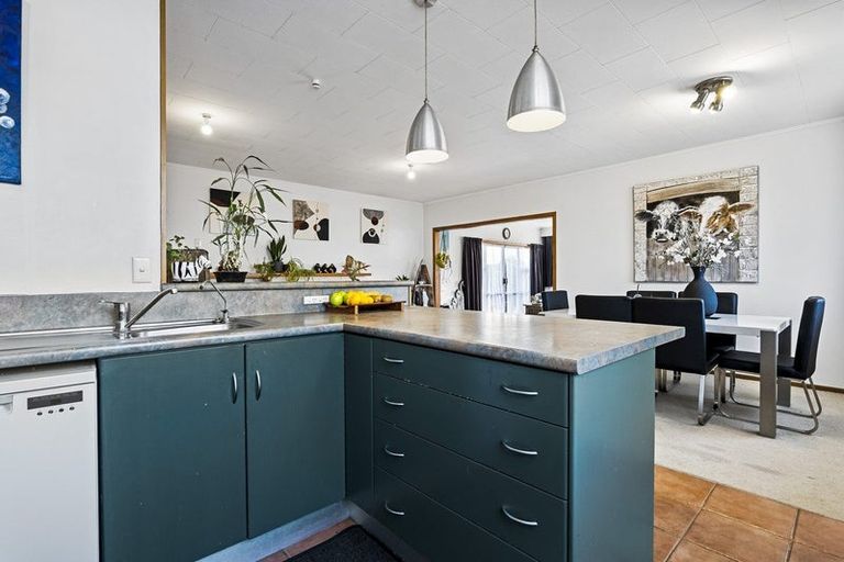 Photo of property in 291 Glover Road, Hawera, 4610