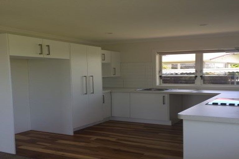 Photo of property in 68 English Street, St Andrews, Hamilton, 3200
