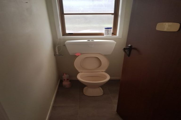 Photo of property in 2/175 Birkenhead Avenue, Birkenhead, Auckland, 0626