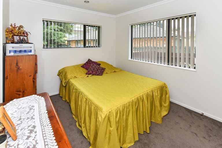 Photo of property in 19 Reremanu Place, Weymouth, Auckland, 2103