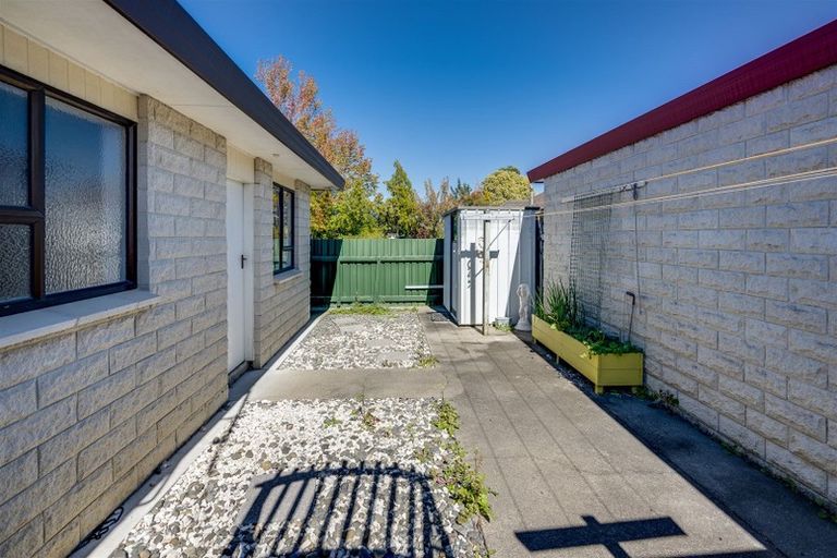 Photo of property in 1/52 Avondale Road, Taradale, Napier, 4112