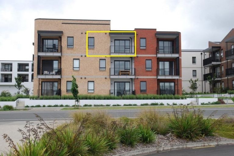 Photo of property in 204/77 Hobsonville Point Road, Hobsonville, Auckland, 0616