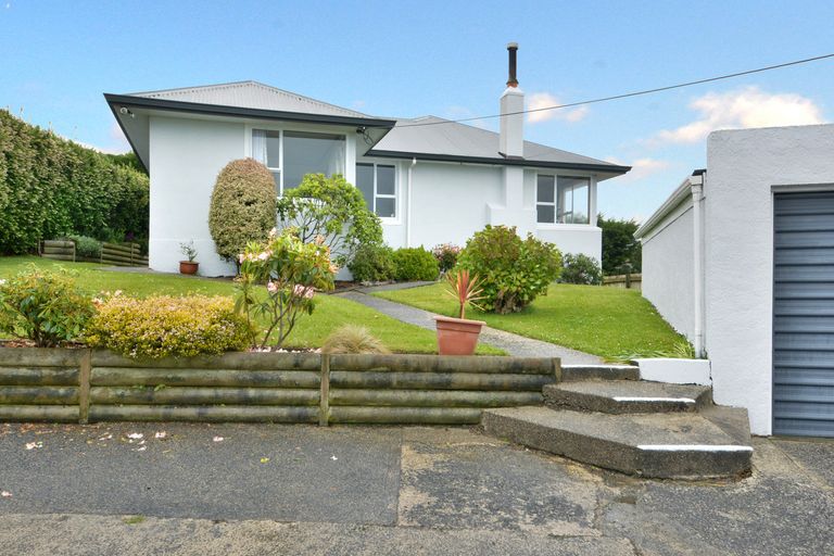 Photo of property in 42 Aberdeen Road, Saint Clair, Dunedin, 9012