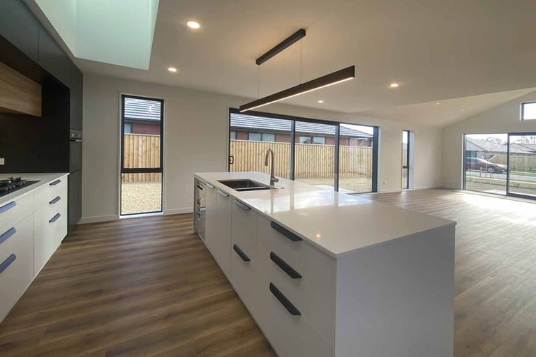 Photo of property in 44 Blue Jacket Drive, Halswell, Christchurch, 8025