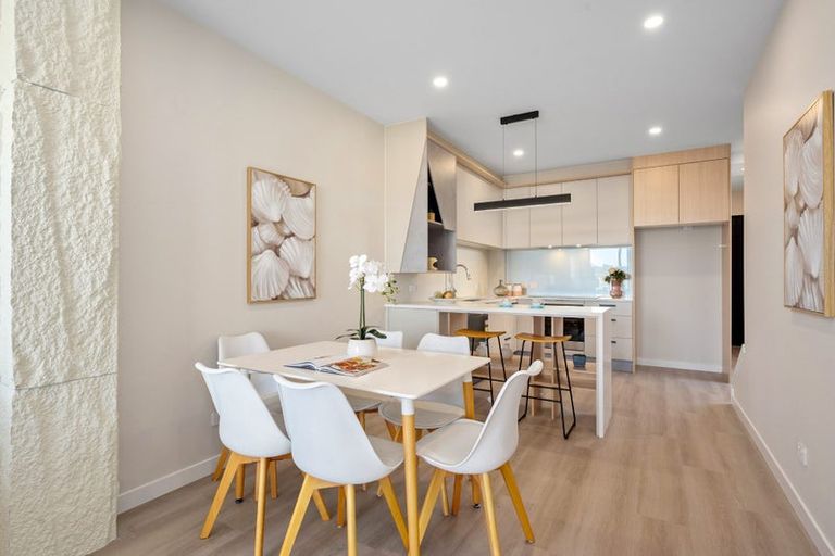 Photo of property in 5/9 Bronzewater Drive, Silverdale, 0932