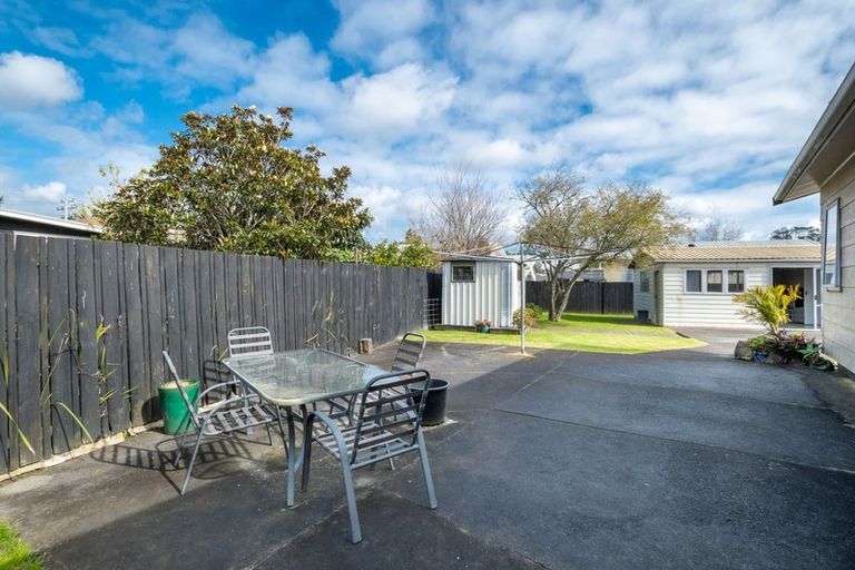 Photo of property in 4 Luanda Drive, Ranui, Auckland, 0612