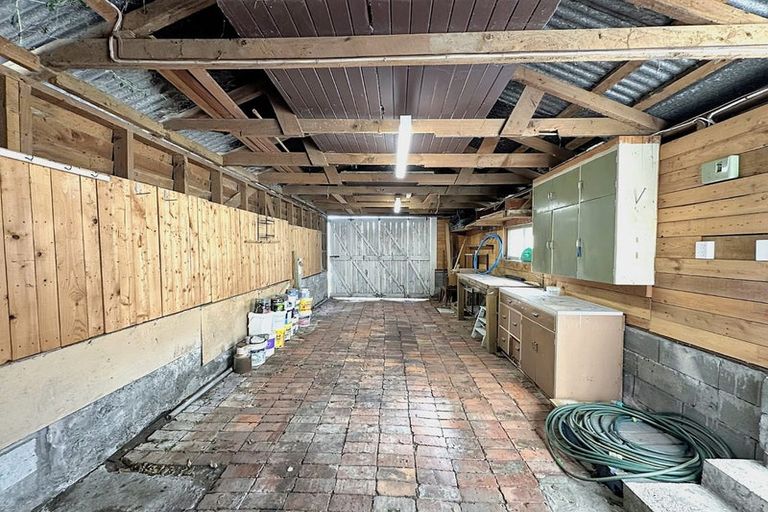 Photo of property in 18 Konini Street, Tawhero, Whanganui, 4501