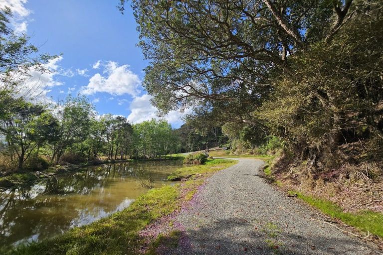 Photo of property in 156 Whangaroa Road, Kaeo, 0478