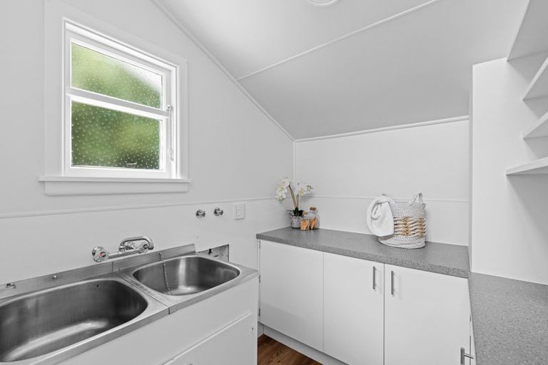 Photo of property in 55a Aorangi Road, Bryndwr, Christchurch, 8053