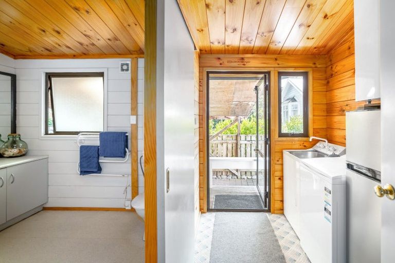 Photo of property in 210 Main Street, Greytown, 5712