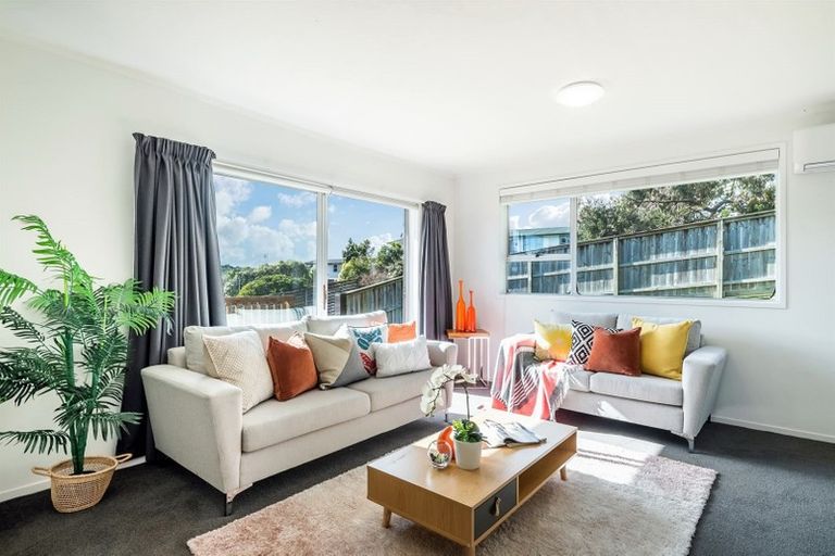 Photo of property in 1/36 Acacia Road, Torbay, Auckland, 0632