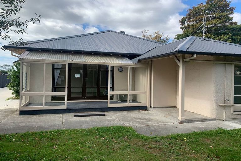 Photo of property in 833 Main North Road, Belfast, Christchurch, 8051