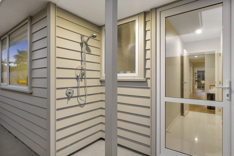 Photo of property in 610 Gloucester Road, Papamoa Beach, Papamoa, 3118