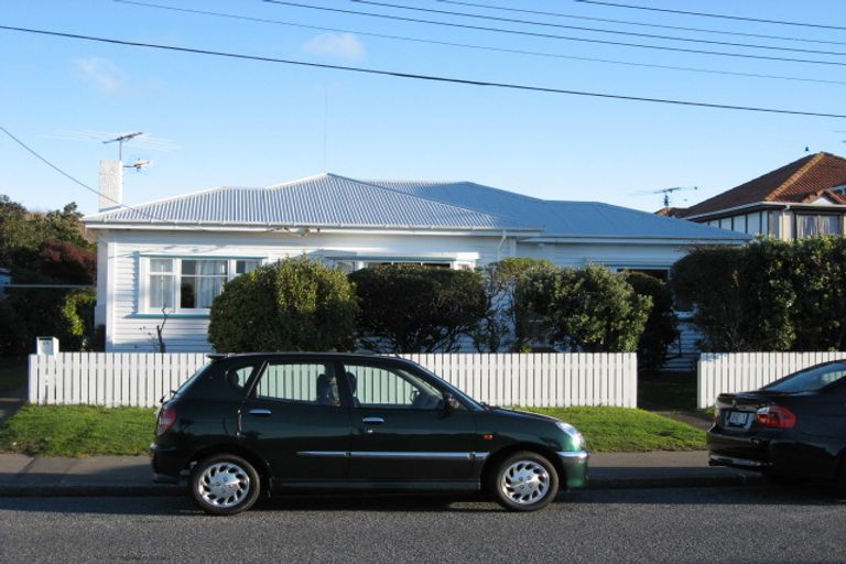 Photo of property in 81 Kemp Street, Kilbirnie, Wellington, 6022