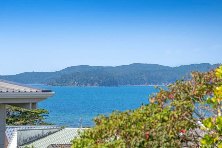 Photo of property in 22a Ngatira Place, Snells Beach, 0920