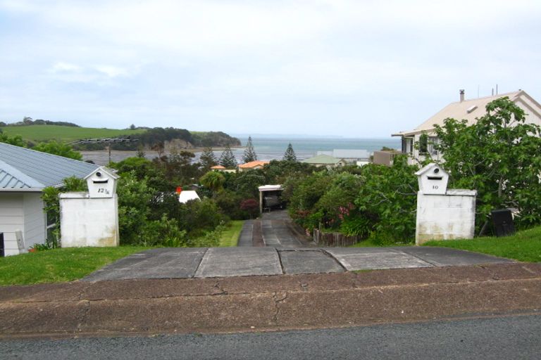 Photo of property in 12 Kotanui Avenue, Army Bay, Whangaparaoa, 0930