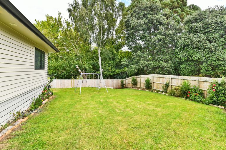 Photo of property in 19 Reremanu Place, Weymouth, Auckland, 2103