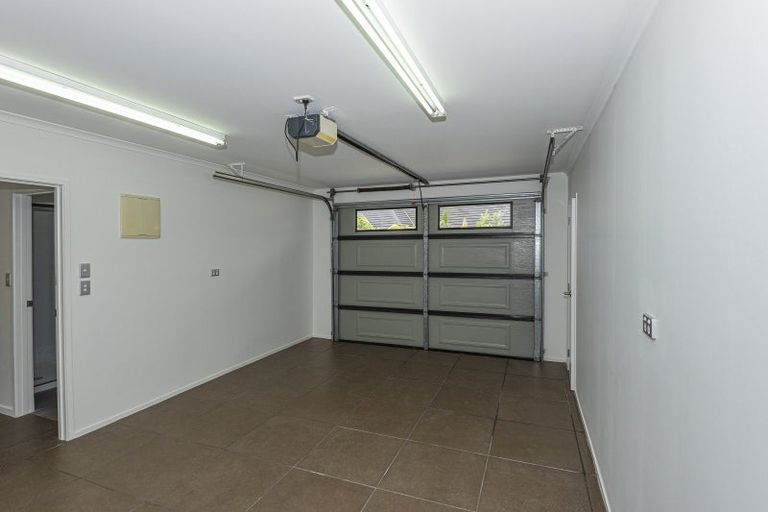 Photo of property in 38 Key West Drive, One Tree Point, 0118