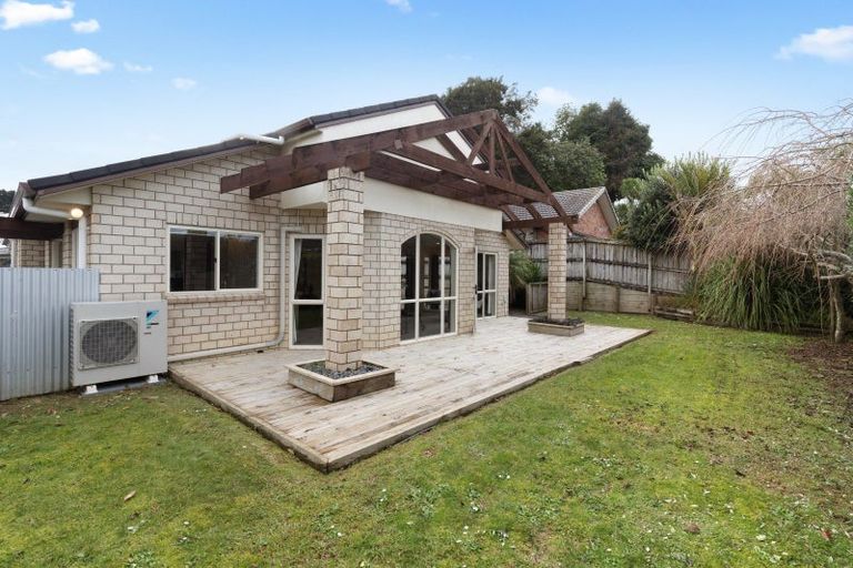 Photo of property in 100 Reynolds Road, Pukekohe, 2120