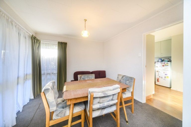 Photo of property in 1 Burfield Place, Awapuni, Palmerston North, 4412