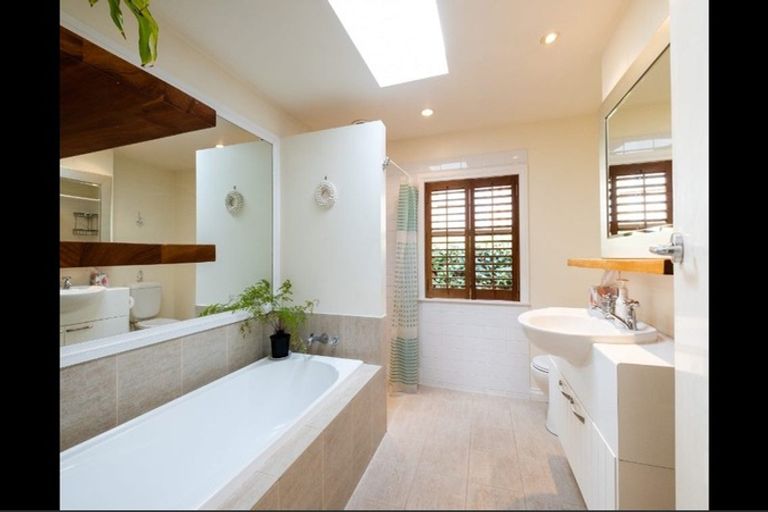 Photo of property in 59 Lucknow Road, Havelock North, 4130