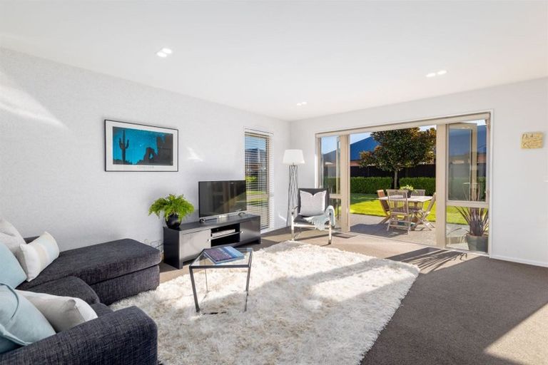 Photo of property in 14 Stationmasters Way, Prebbleton, 7604