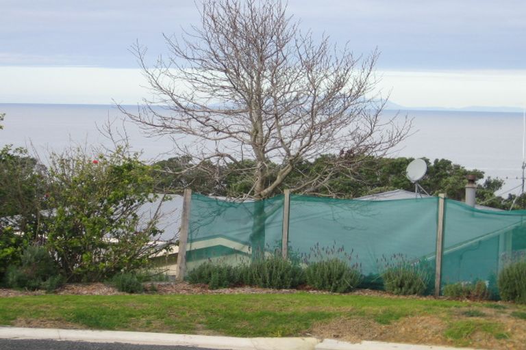 Photo of property in 11 Kyle Street, Leigh, 0985