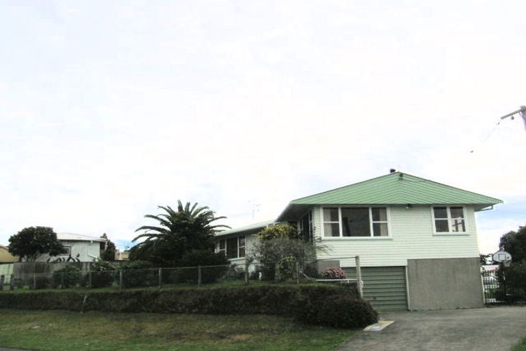 Photo of property in 28 Bell Street, Judea, Tauranga, 3110