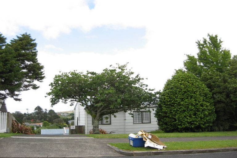 Photo of property in 4 Len Brown Place, Pukekohe, 2120