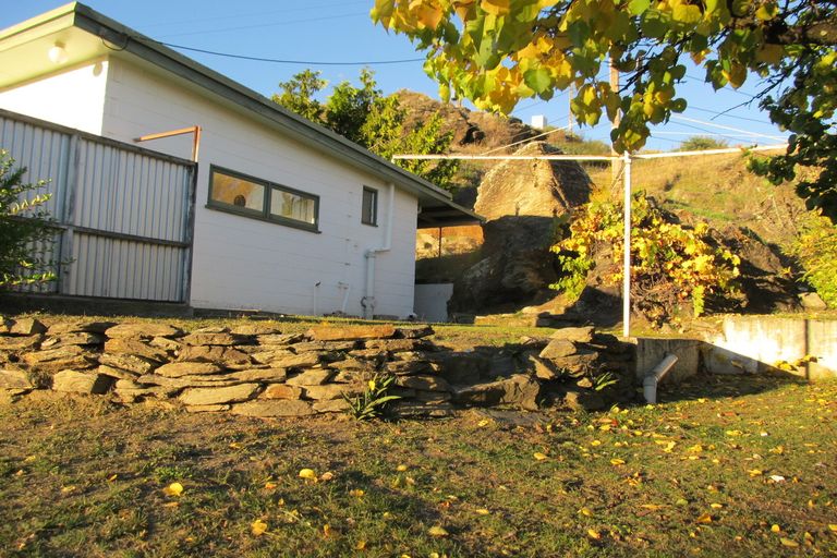 Photo of property in 21 Earnscleugh Road, Bridge Hill, Alexandra, 9320