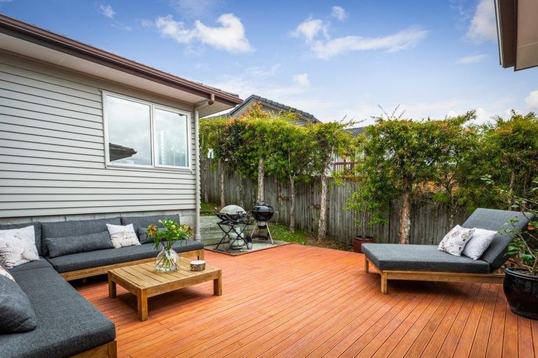 Photo of property in 54 Hornbill Drive, Fairview Heights, Auckland, 0632