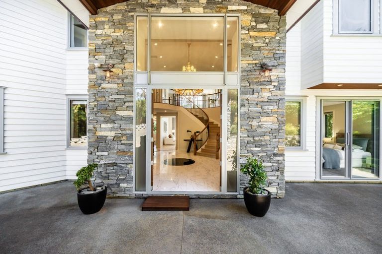 Photo of property in 293b Titirangi Road, Titirangi, Auckland, 0604