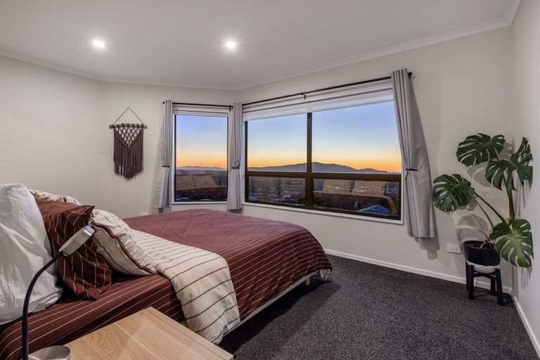 Photo of property in 82 Kotare Street, Waikanae, 5036
