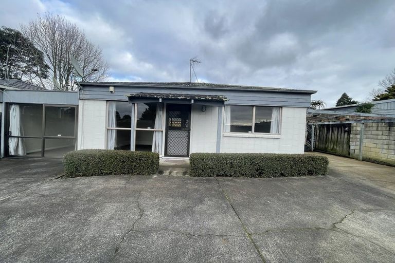 Photo of property in 3/35 Trentham Road, Papakura, 2110