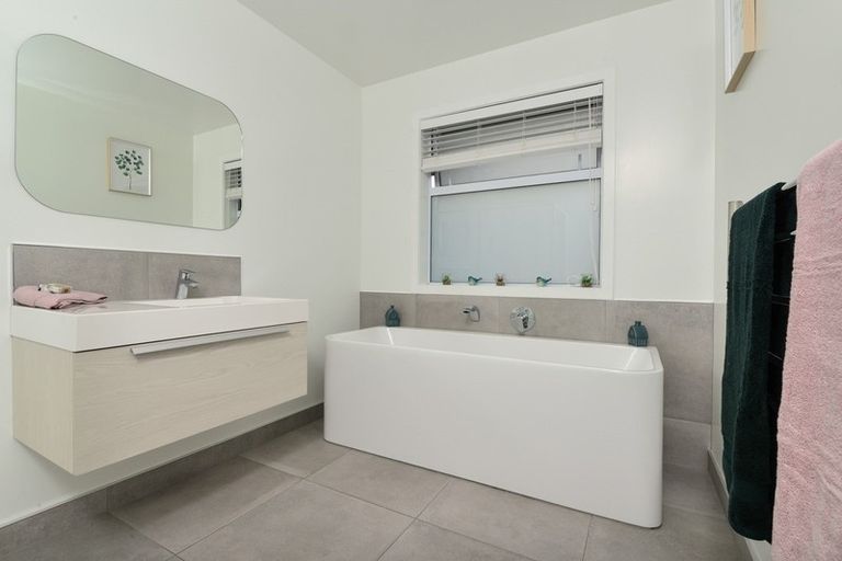 Photo of property in 61 Jarrett Terrace, Leamington, Cambridge, 3432