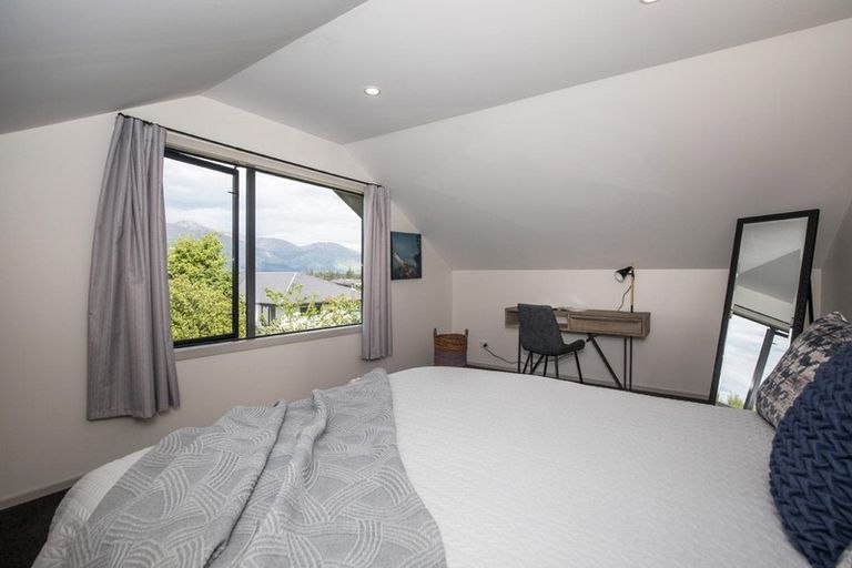 Photo of property in 18 Hewson Crescent, Lake Hawea, Wanaka, 9382