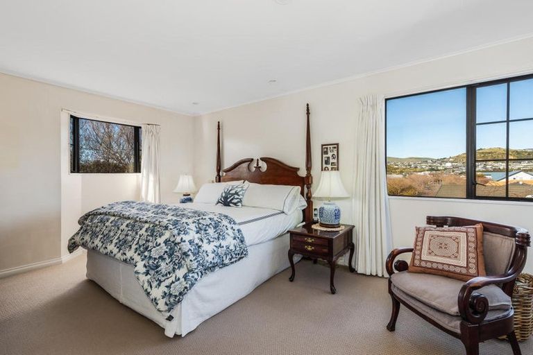 Photo of property in 6 Samwell Drive, Whitby, Porirua, 5024