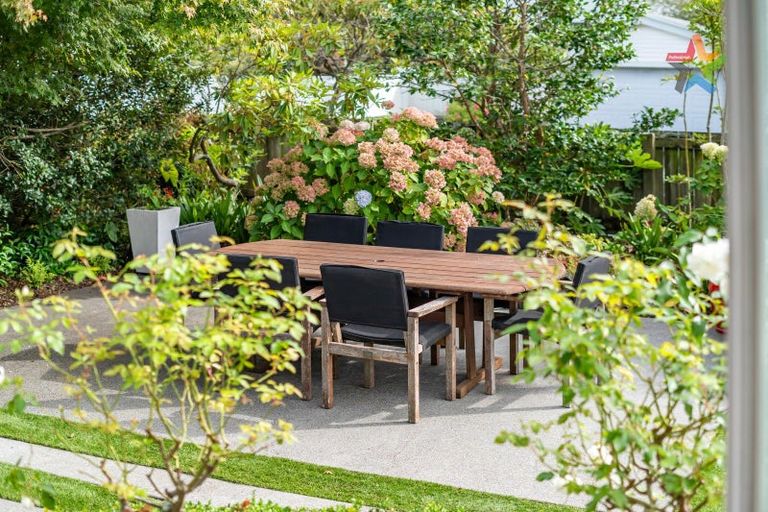 Photo of property in 15 Fairfield Avenue, Fairfield, Lower Hutt, 5011